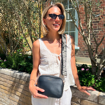 Lyla Crossbody Bag - Black