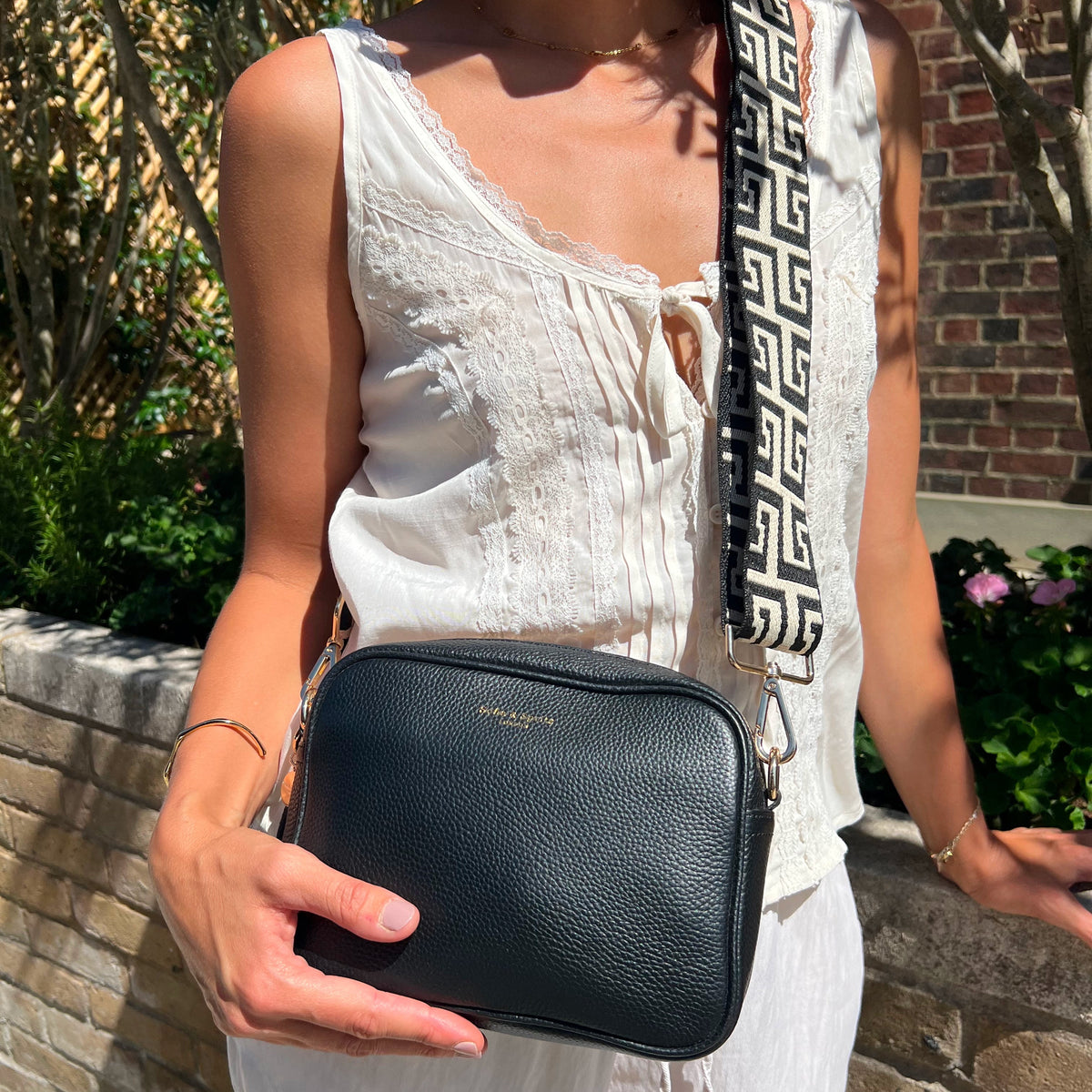Lyla Crossbody Bag - Black